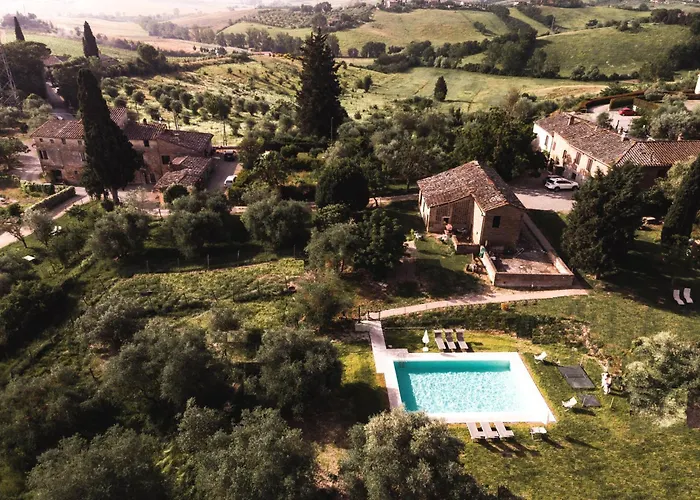 La Torretta - 4rooms With Pool Апартаменты Сиена